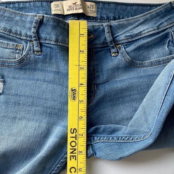 HOLLISTER Super Skinny Medium Wash Ripped Jeans, 3R - Picture 6 of 11